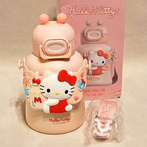 NEW Hello Kitty water bottle sanrio
